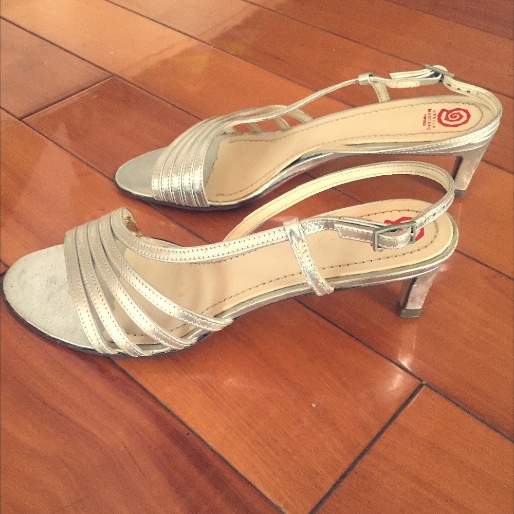 Jaime Mascaro silver kitten heels (size 36)